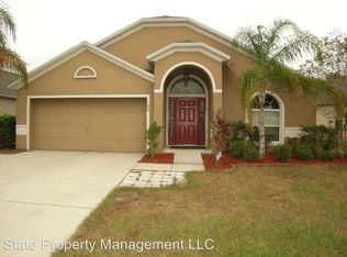 122 Lake Charles Dr, Davenport, FL 33837