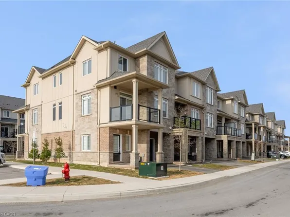 40 Zinfandel Dr #36, Hamilton, ON L8E 0K1