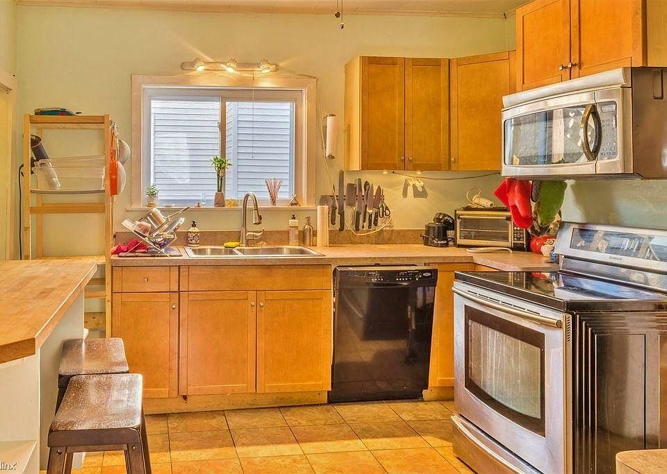 Kitchen with new appliances