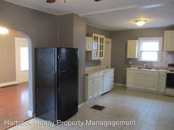 4th image of 426 Orena Ave