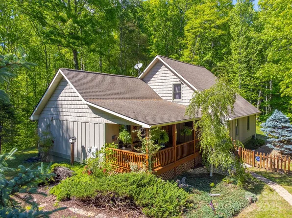 211 Natural Trl, Sylva, NC 28779