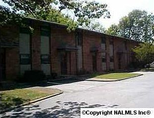2nd image of 2217 Colony Dr SW