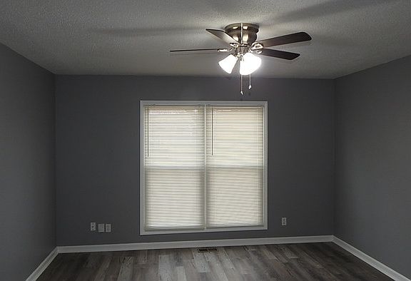 4th image of 807 N Powahatan Dr