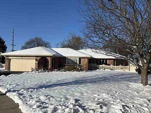2nd image of 5133 W 114th St