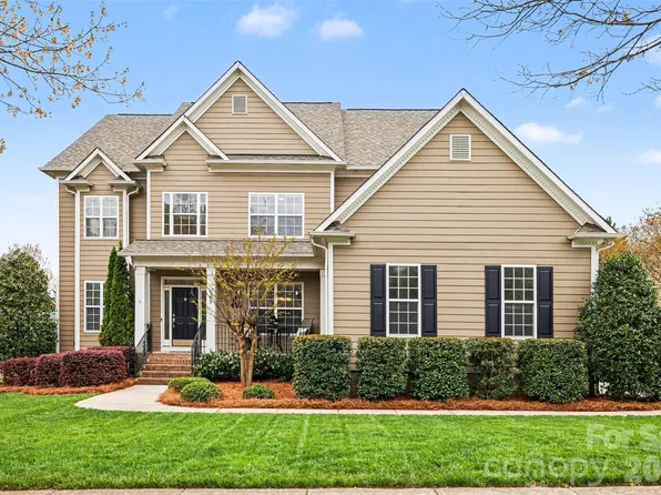 765 Fairway Point Dr, Tega Cay, SC 29708
