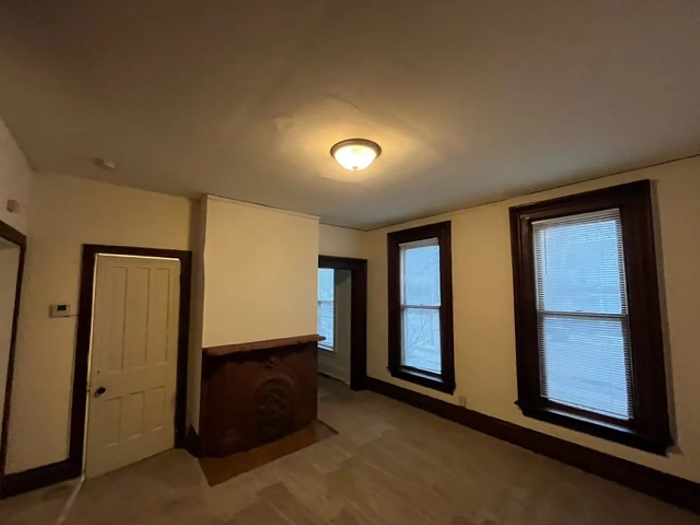 435 — Photo 2