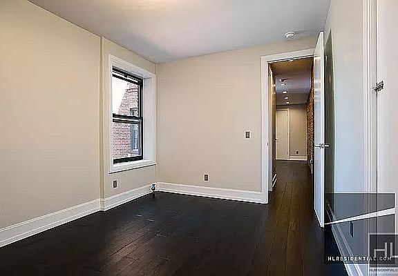 5th image of 307 Sterling St #4C