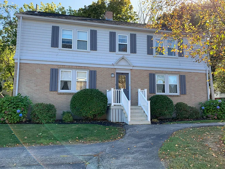 29 Turner St #4 — Photo 1