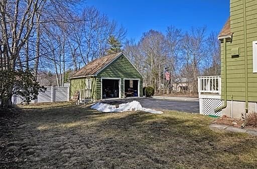 4th image of 80 Marron Ave