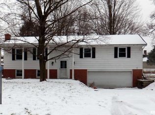 547 Oak St, Metamora, IL 61548