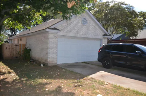 4729 Castleman Dr Photo 1