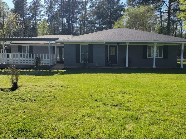 2200 Joe Rushing Ln, Livingston, TX 77351