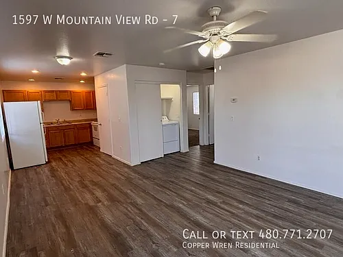 1597 W Mountain View Rd Photo 1