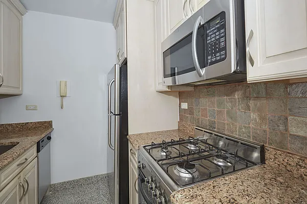 Rented by Brown Harris Stevens | media 15