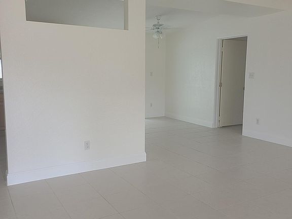 4th image of 4995 10th St N