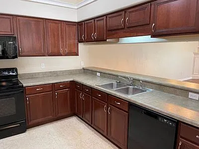 1112 Landings Loop — Photo 3
