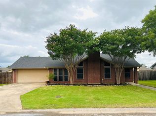 412 N Sierra Trl, Pilot Point, TX 76258