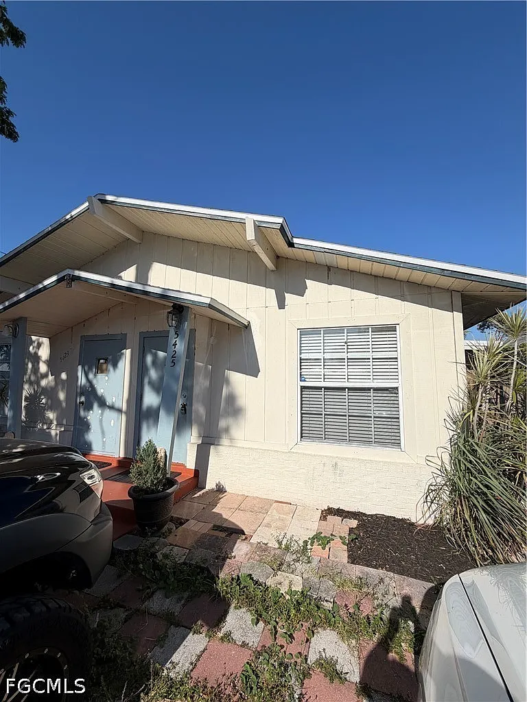 1 bed, 1.0 bath, 800 sqft, $1,095 — Photo 1