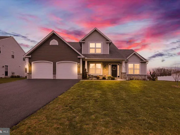 427 W Glen Tilt Ave, Wernersville, PA 19565