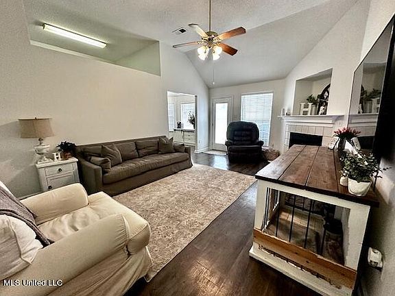 5th image of 10806 Wyckford Dr
