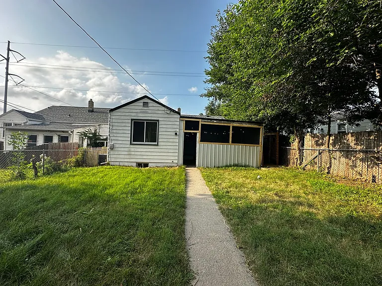 6455 Pacific St — Photo 9