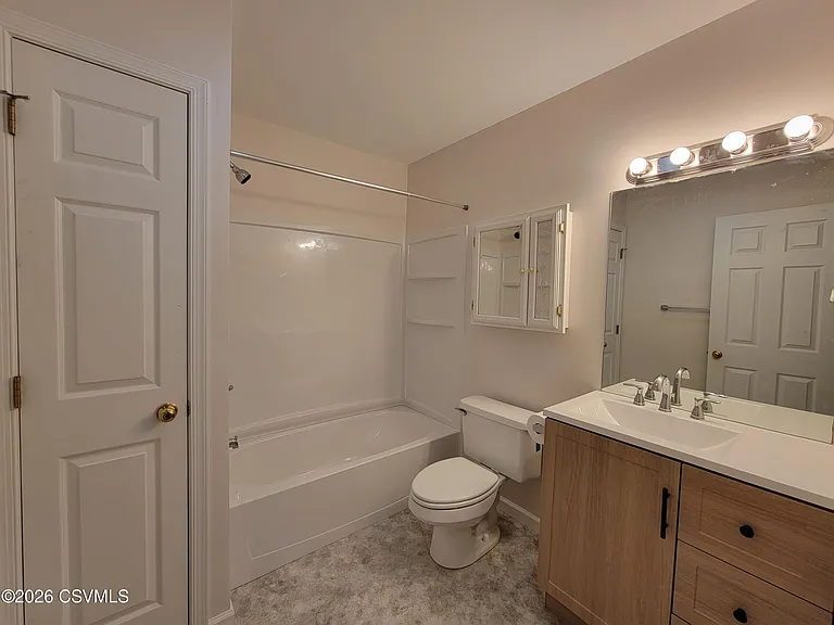 5 Banyan St — Photo 24