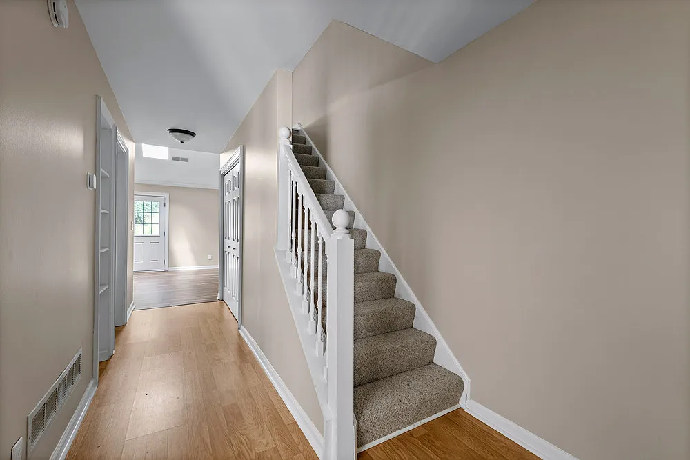 253 Jackson St — Photo 1