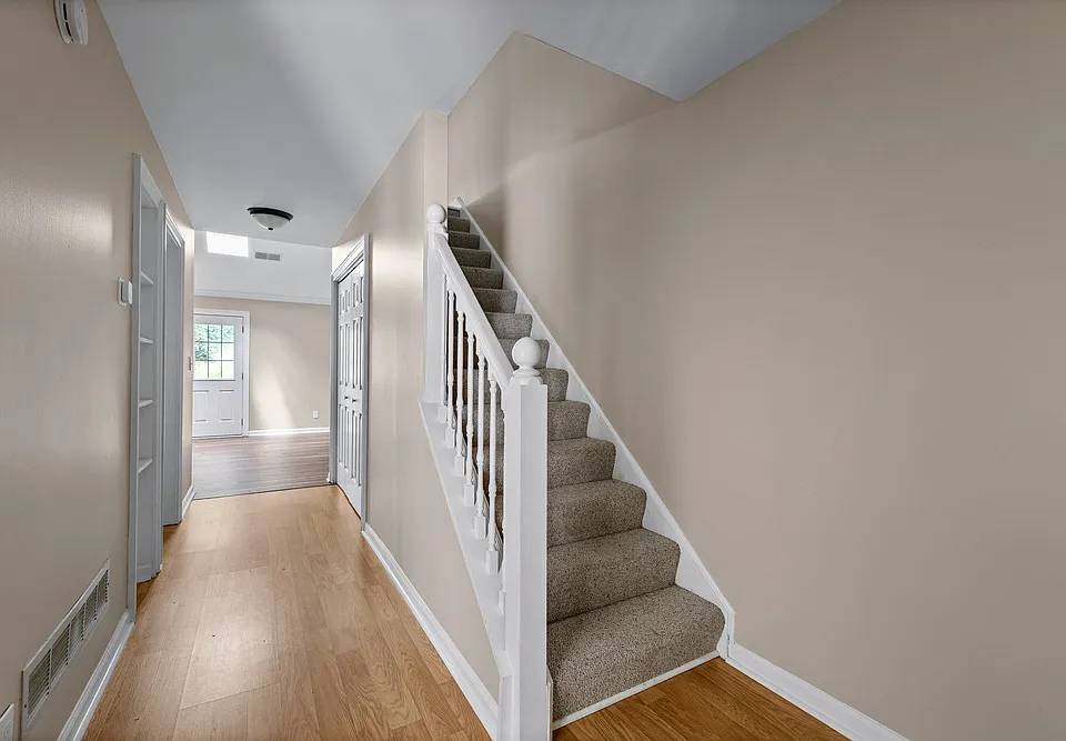 253 Jackson St