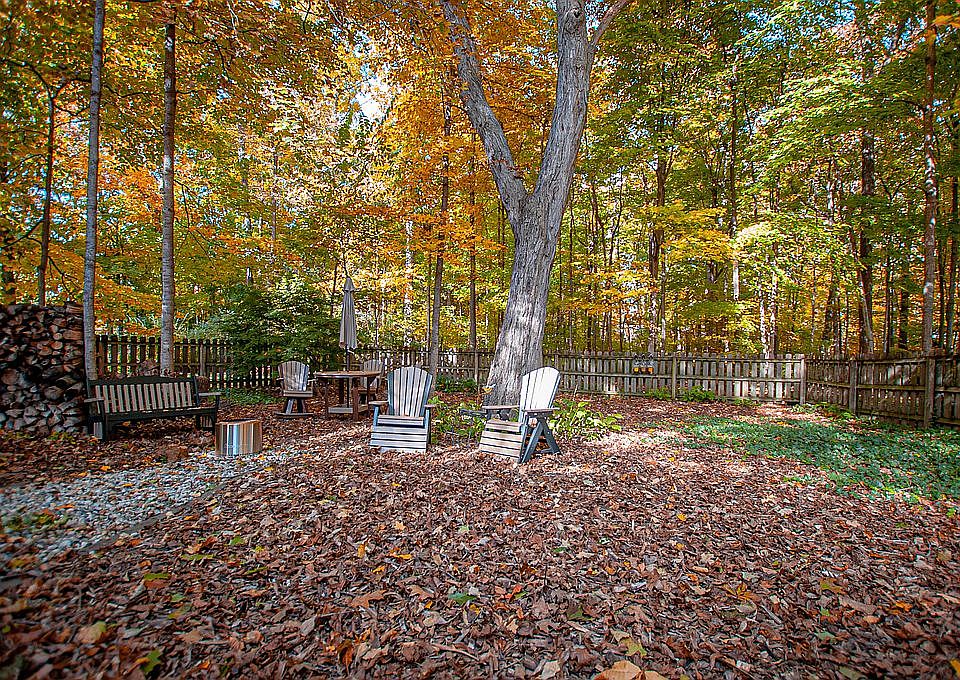 2nd image of 8916 Village Grove Dr