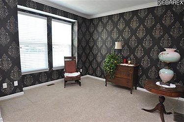 4th image of 37140 Halsted Ln