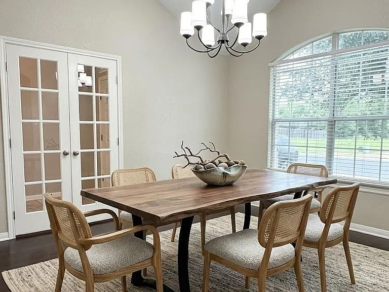 114 Newport Landing Pl — Photo 3