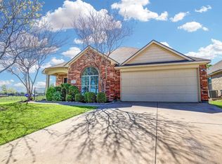 3364 Lone Tree Ln, Fort Worth, TX 76244