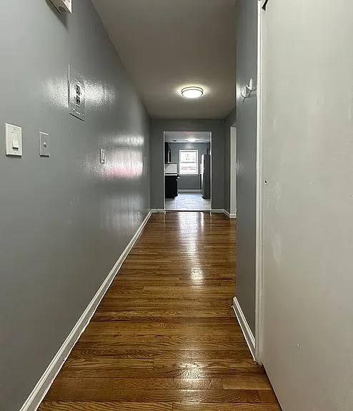 138 E 7th St #7 — Photo 8