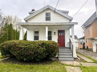 23 W High St, Lockport, NY 14094