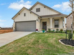 4122 Paddock Trl, Seguin, TX 78155
