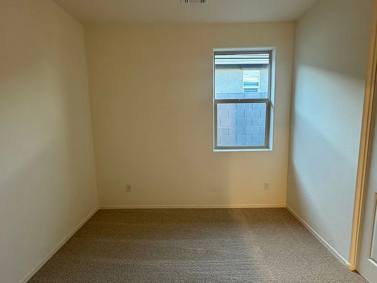 13383 W Eagle Feather Rd — Photo 24