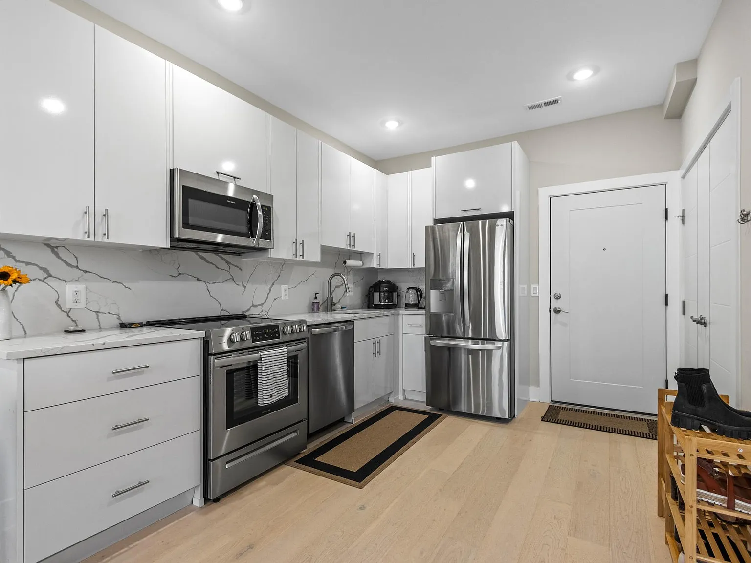 1638 K St NE — Photo 3
