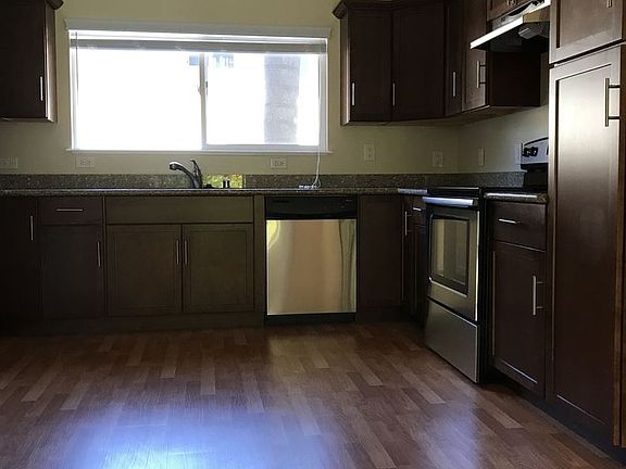 3rd image of 801 Meadowsweet Dr APT N