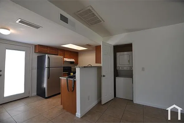 312 S Wilson St #201 — Photo 20