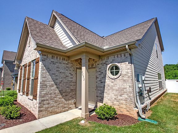 2nd image of 2253 Cason Ln