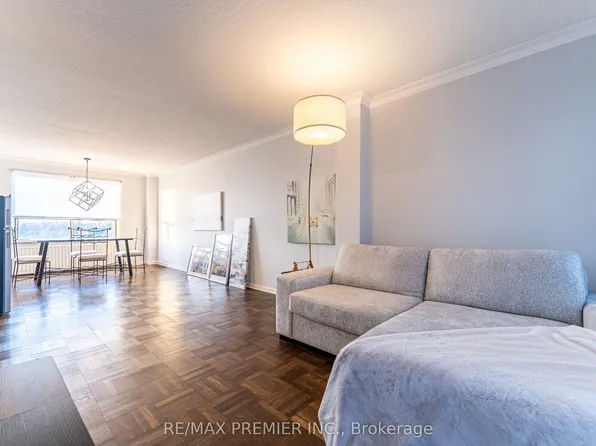 660 Eglinton Ave W #612, Toronto, ON M5N 1C3