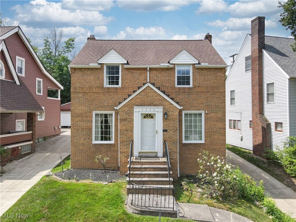 Real estate listing image
