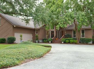 1189 Manor Ln, Mount Pleasant, SC 29464