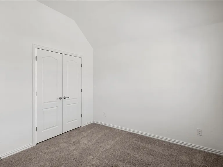 1425 Cole Estates Dr — Photo 20