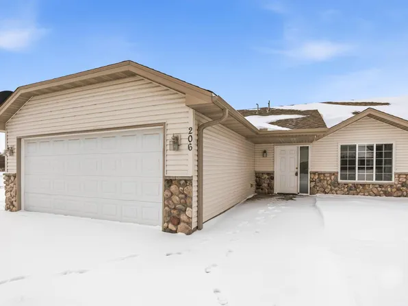 206 Appaloosa Ct, Braham, MN 55006