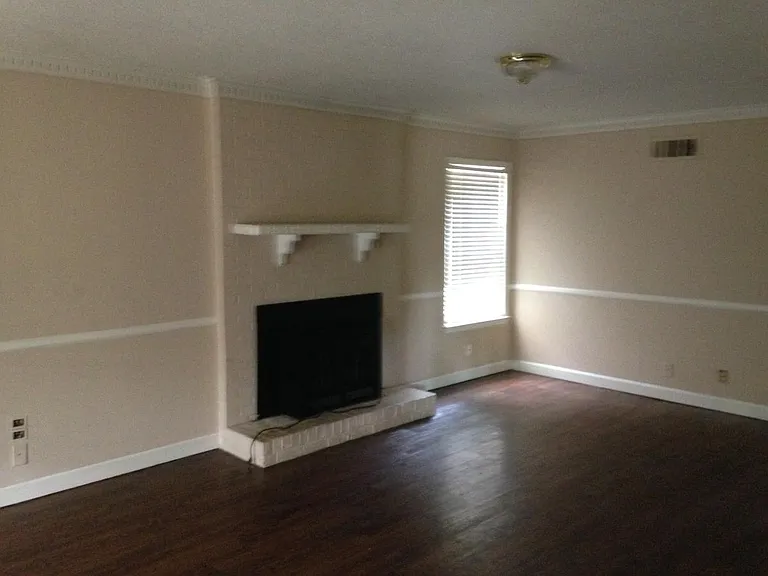 2900 Clearwood Rd — Photo 6