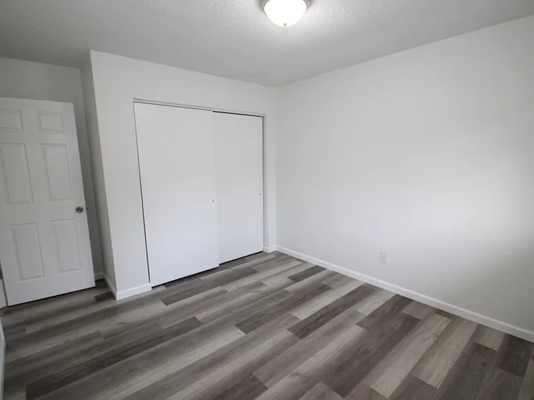 1017 Mariner Cir #1037 — Photo 4