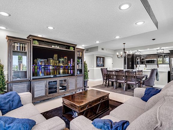 5th image of 4200 Hillcrest Drive #711