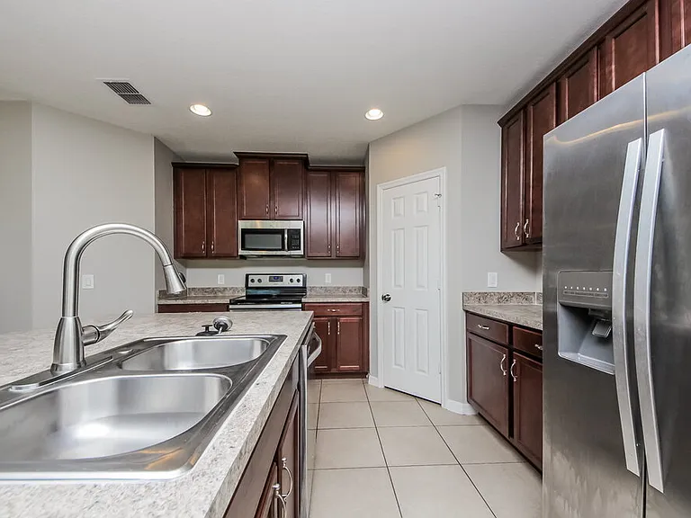 3171 Turret Dr — Photo 7