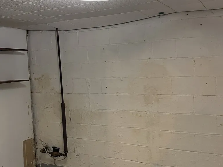 601 Demong Dr — Photo 15